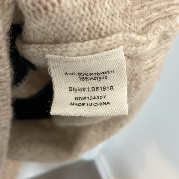 Revolve Line & Dot Rosie Sweater Dress Size M - Picture 10 of 10